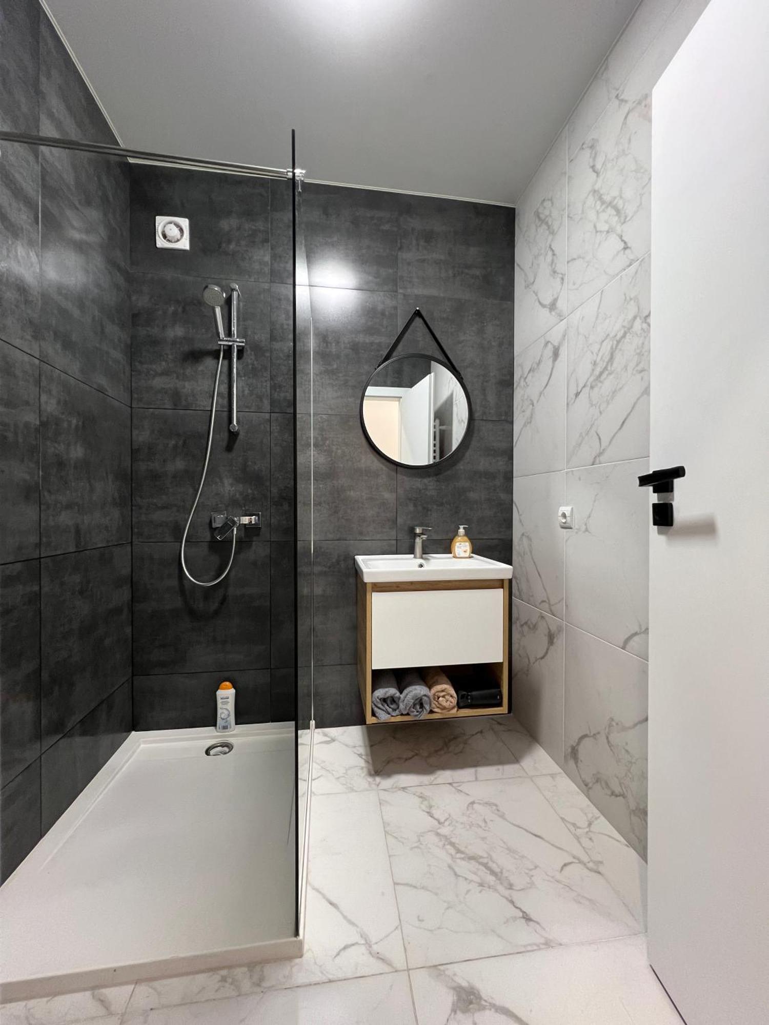 Smart Modern Loft Apartments Ivano-Frankivsk Buitenkant foto