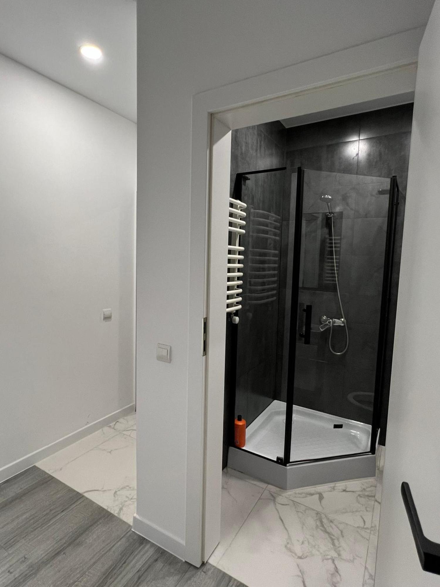 Smart Modern Loft Apartments Ivano-Frankivsk Buitenkant foto